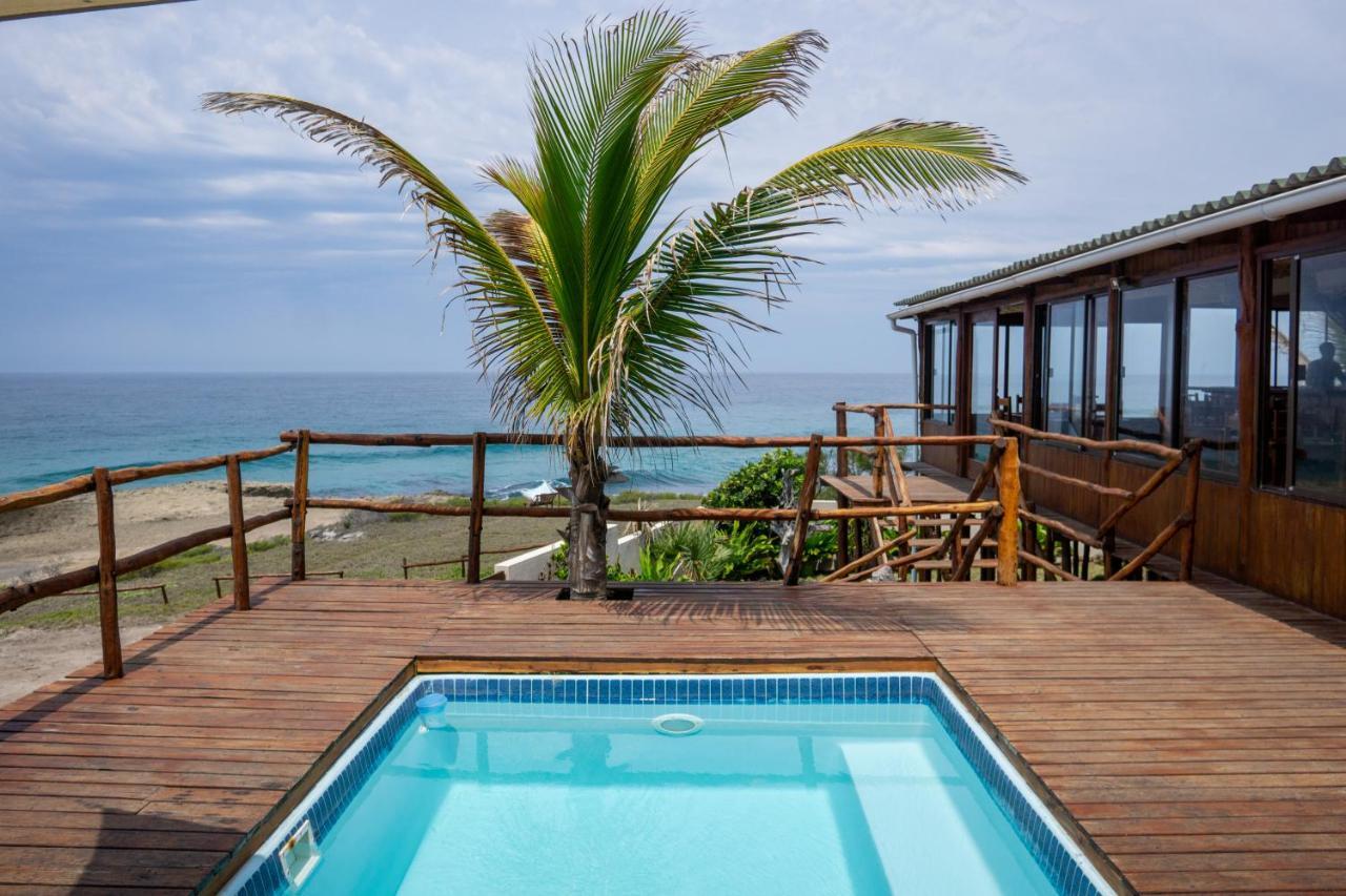 C-Mew Guest House Praia do Praia do Tofo Exteriör bild