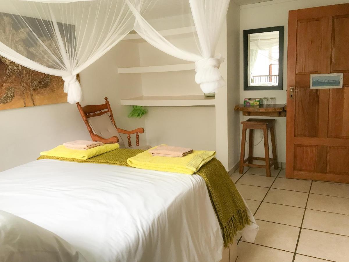 C-Mew Guest House Praia do Praia do Tofo Exteriör bild